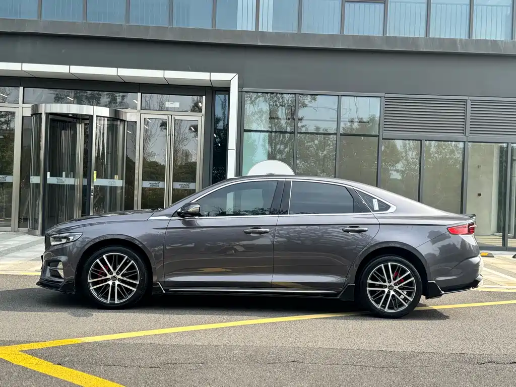 GEELY AUTOMOBILE XINGRUI