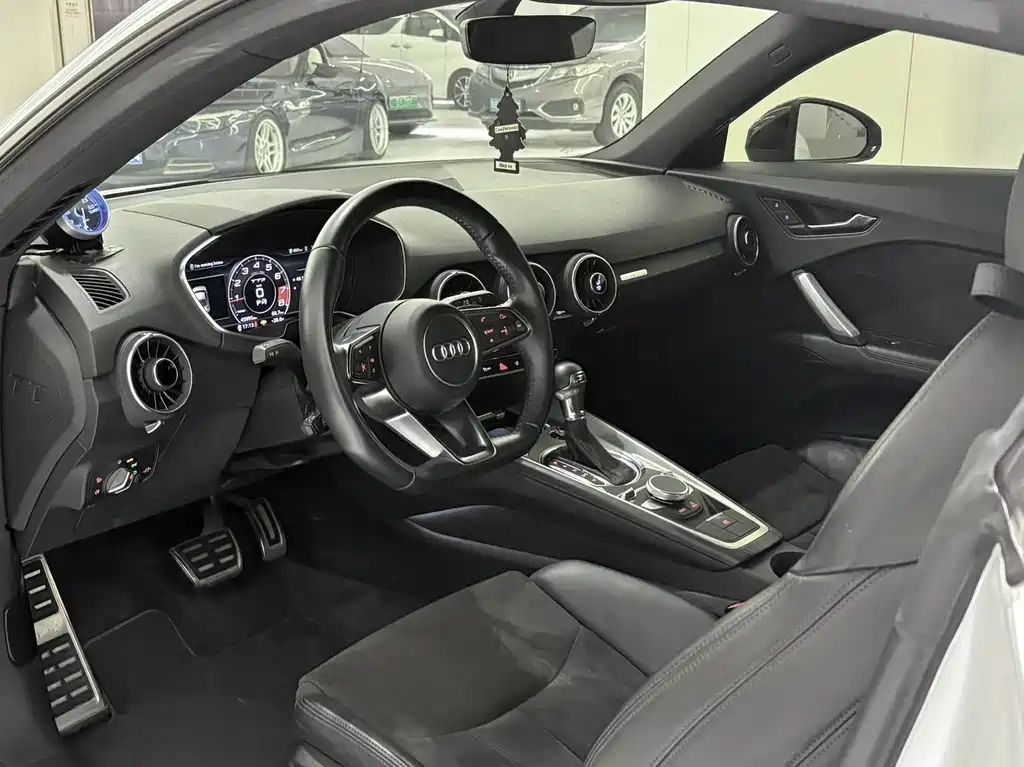 Audi TT 2017 TT Coupe 45 TFSI quattro