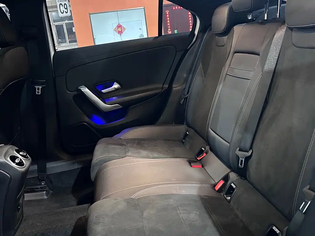 MERCEDES-BENZ A CLASS