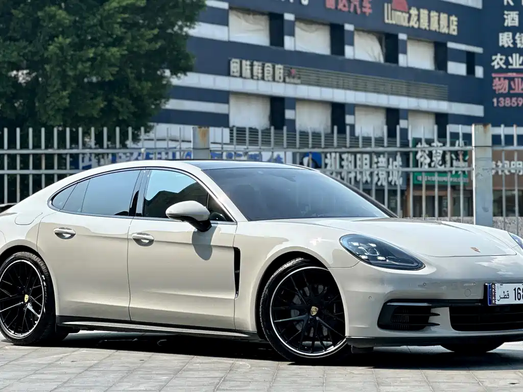 Porsche Panamera — миниатюра 3