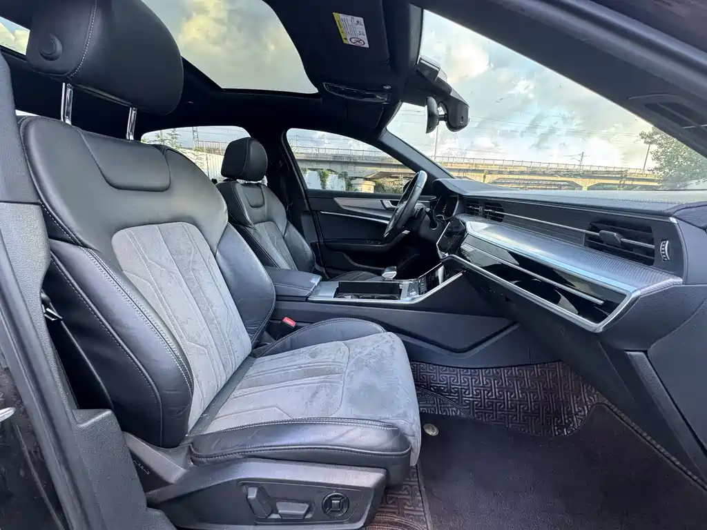 Audi A6L — миниатюра 7