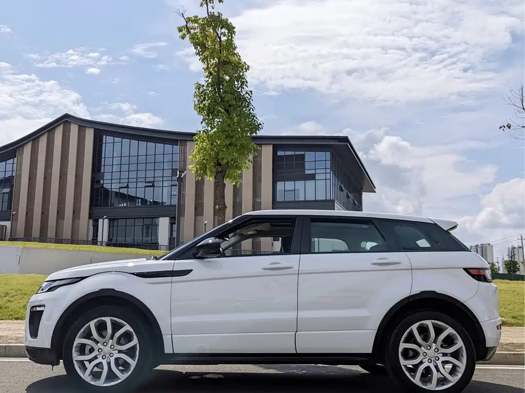 Land Rover Evoque — миниатюра 3