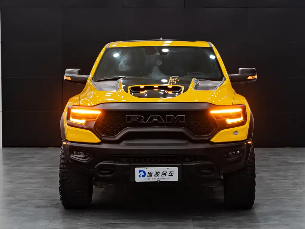 Ram Trucks 2023 6.2T