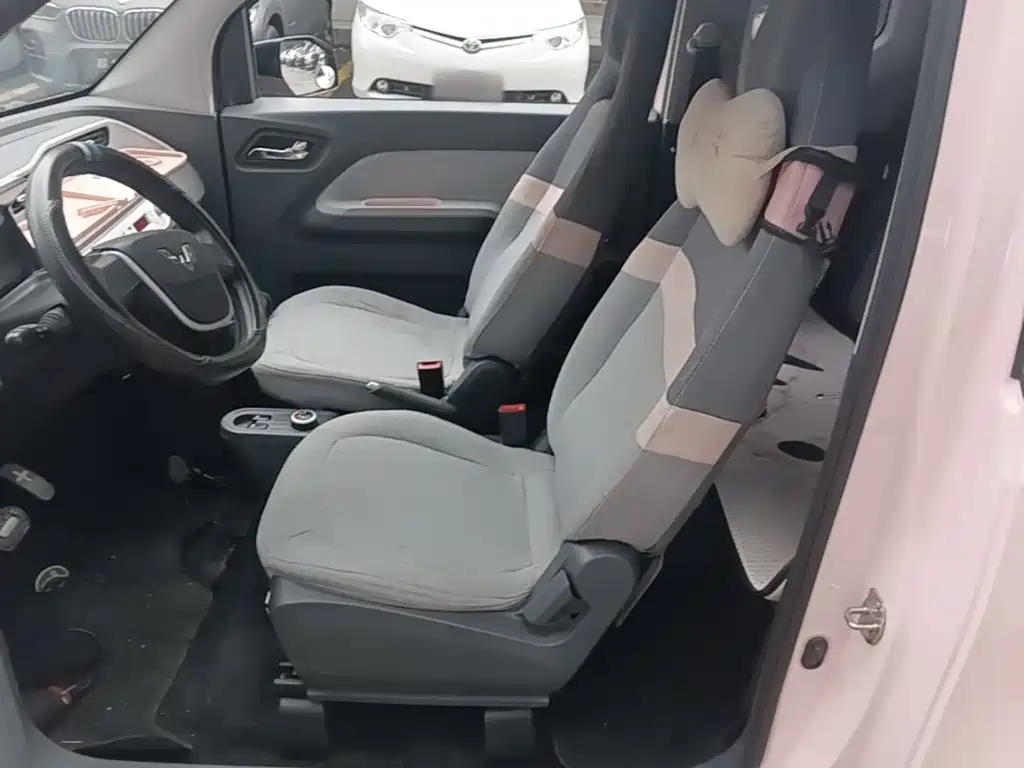 Wuling MINIEV — миниатюра 15