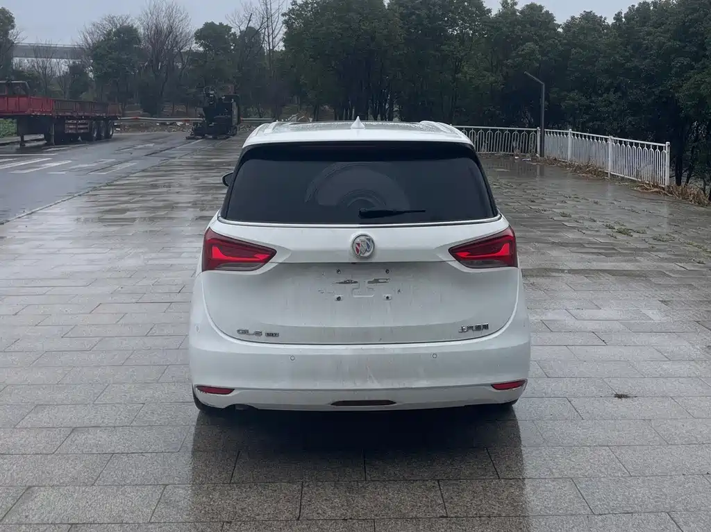 Buick GL6 18T 6 seats Connected Premium Type China VI, фото 3