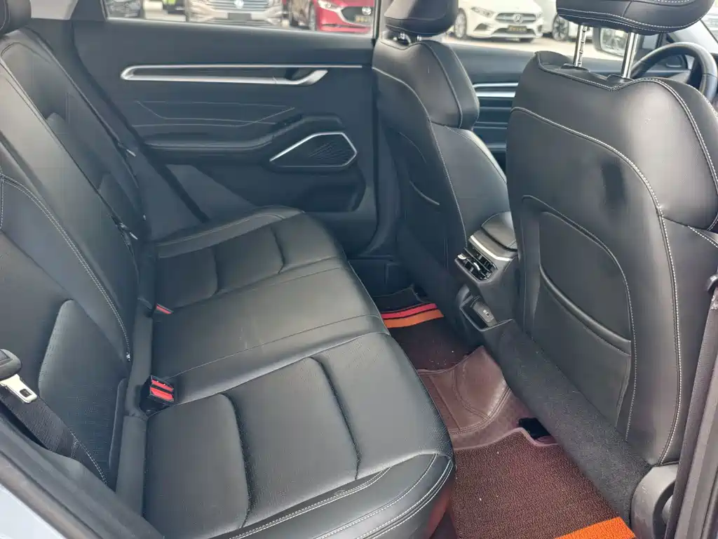 Geely Emgrand — миниатюра 9