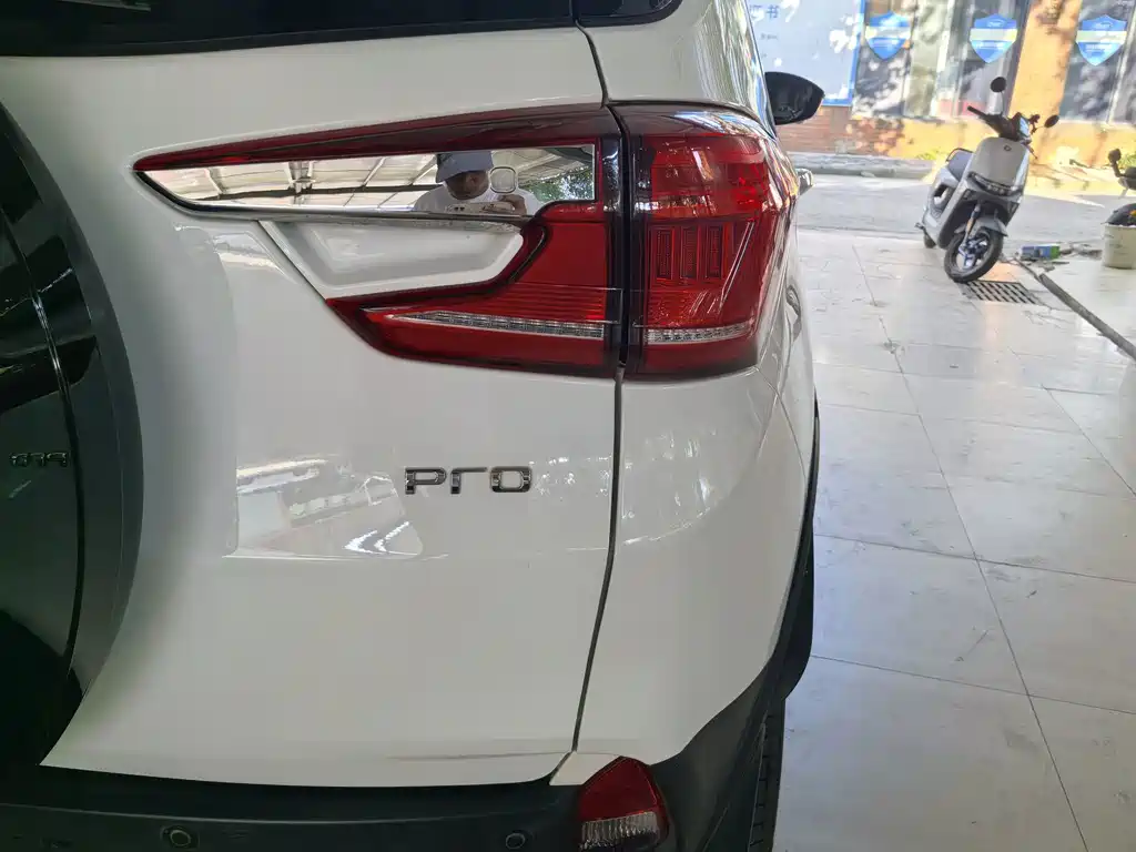 BYD Yuan Pro — миниатюра 12