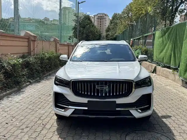 Geely Xingyue L — миниатюра 2