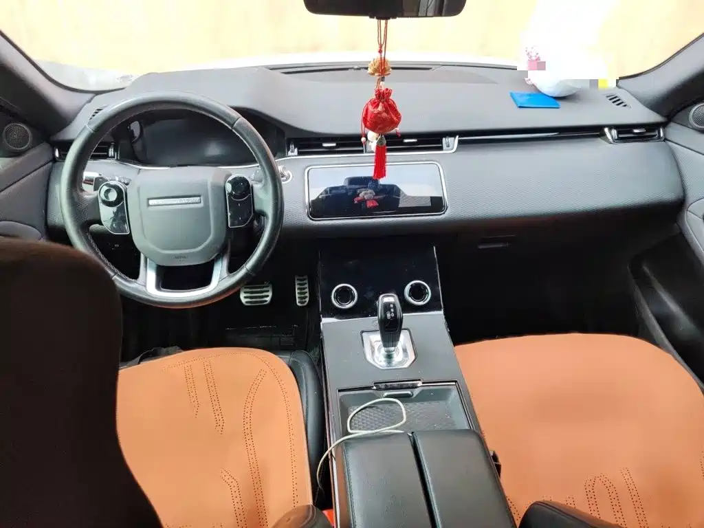 Land Rover Evoque — миниатюра 13