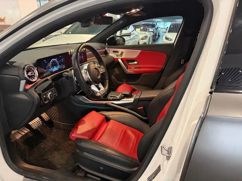 Mercedes-Benz A-Class AMG — миниатюра 6