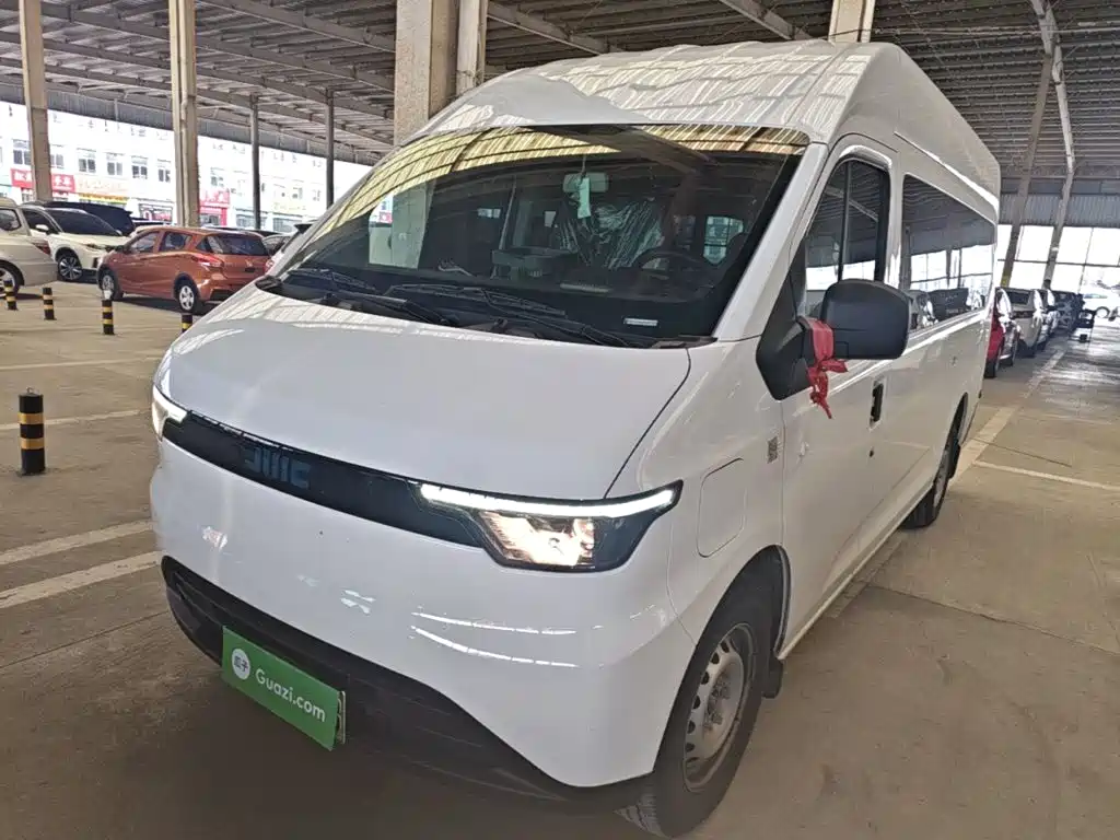 JMC E-Fushun — миниатюра 2