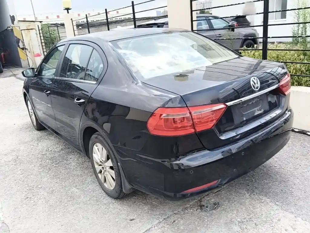 Volkswagen Lavida — миниатюра 5