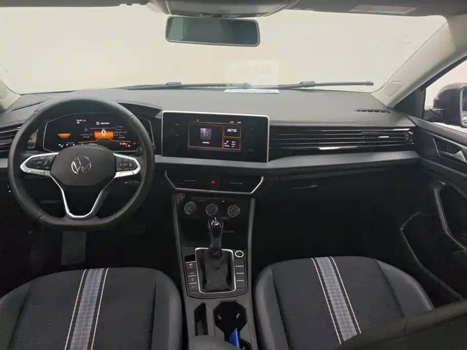 Volkswagen Sagitar — миниатюра 12