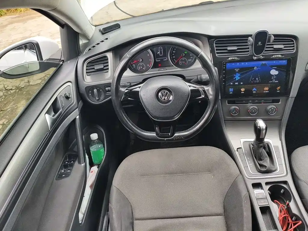 Volkswagen Golf — миниатюра 11