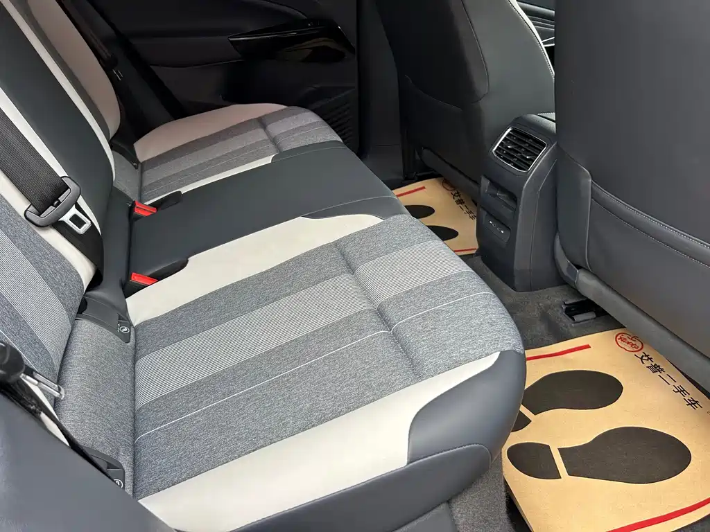 Volkswagen ID.4 Crozz — миниатюра 14
