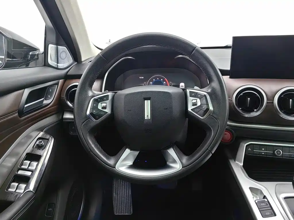 Wey Wey VV6 — миниатюра 11