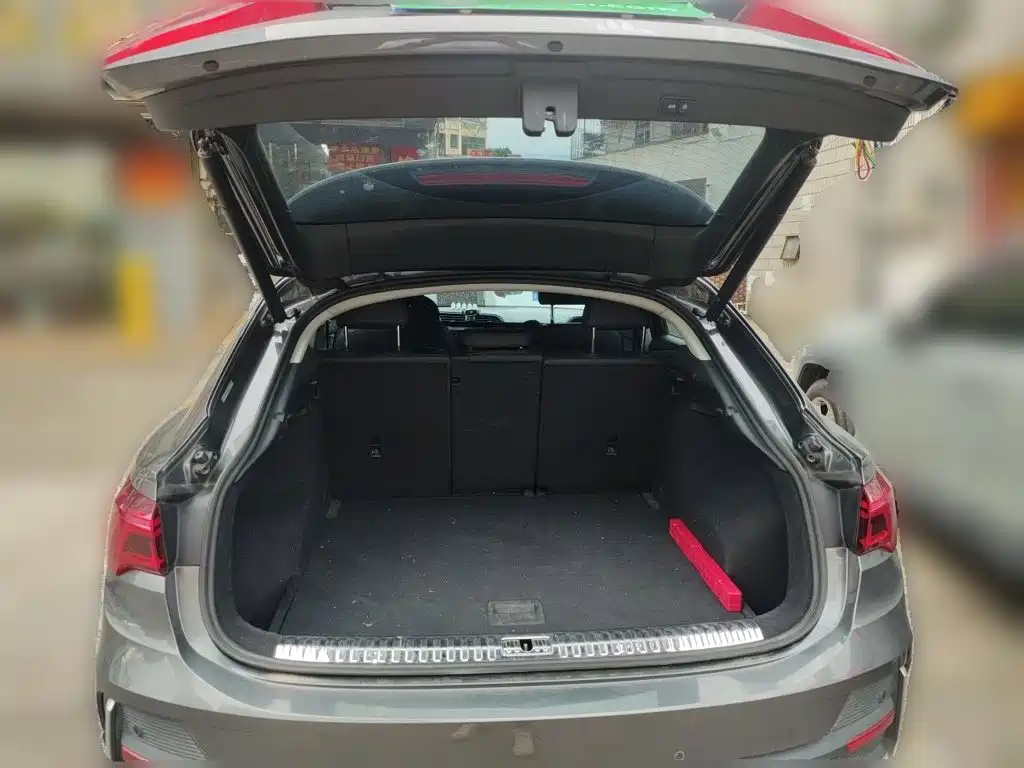 Audi Q3 Sportback — миниатюра 15