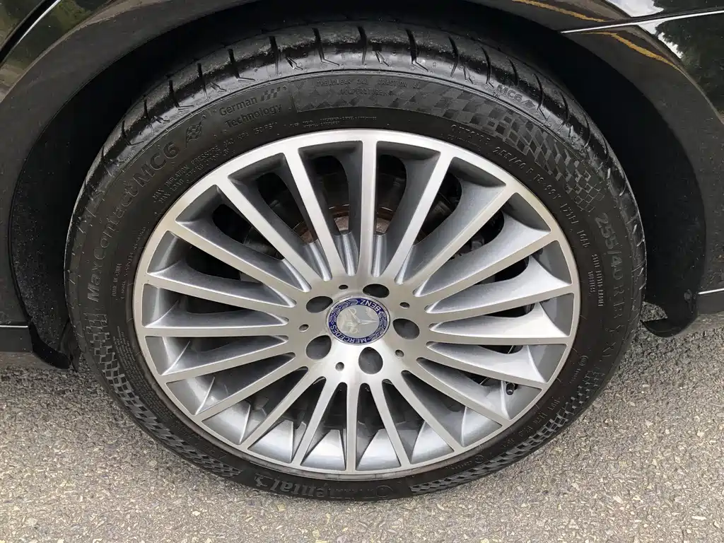 Mercedes-Benz E-Class — миниатюра 19