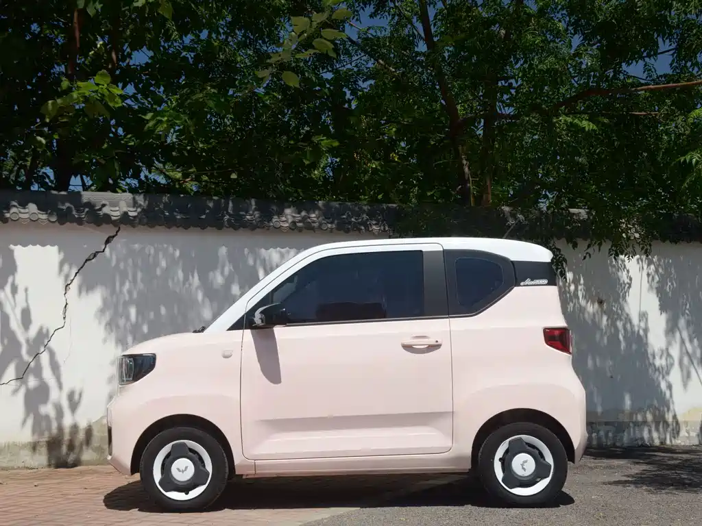 Wuling MINIEV — миниатюра 12