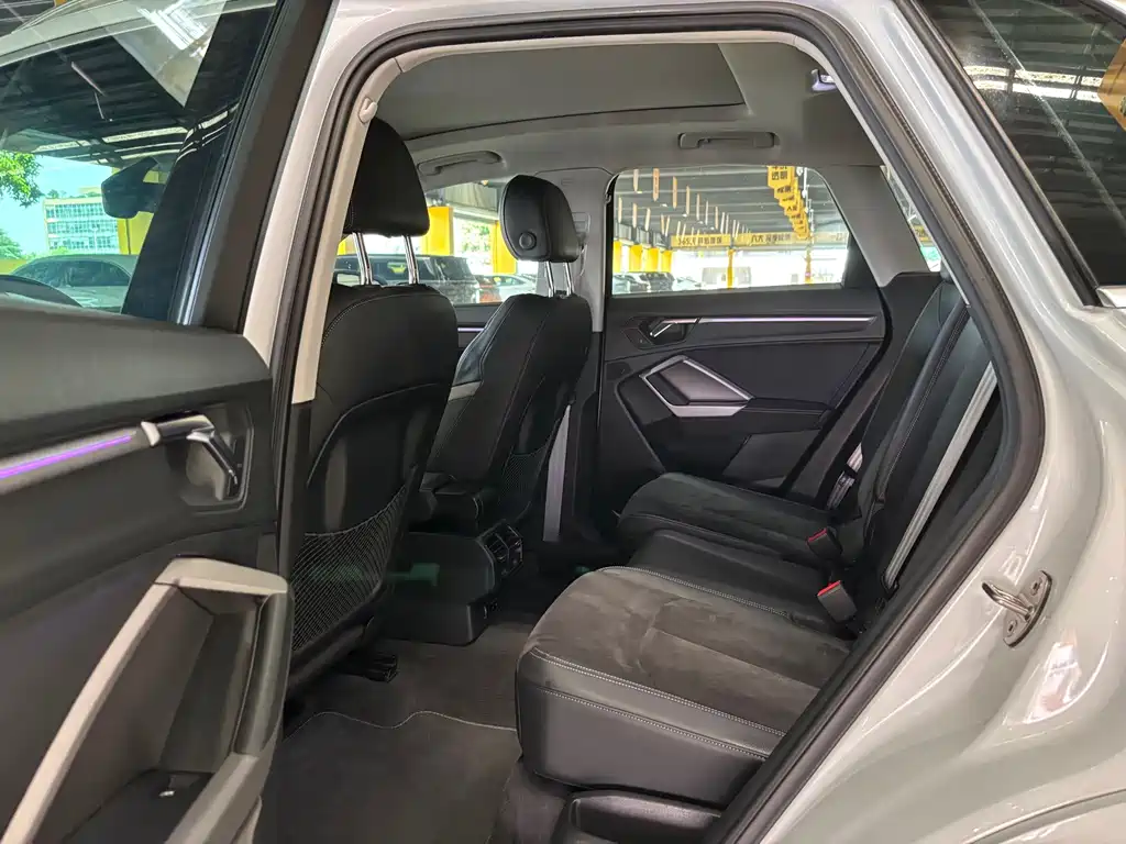 Audi Q3 — миниатюра 12