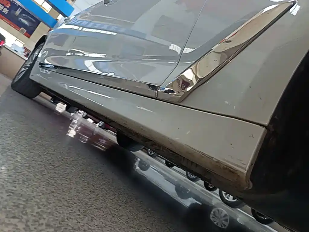 BMW 5 Series — миниатюра 21