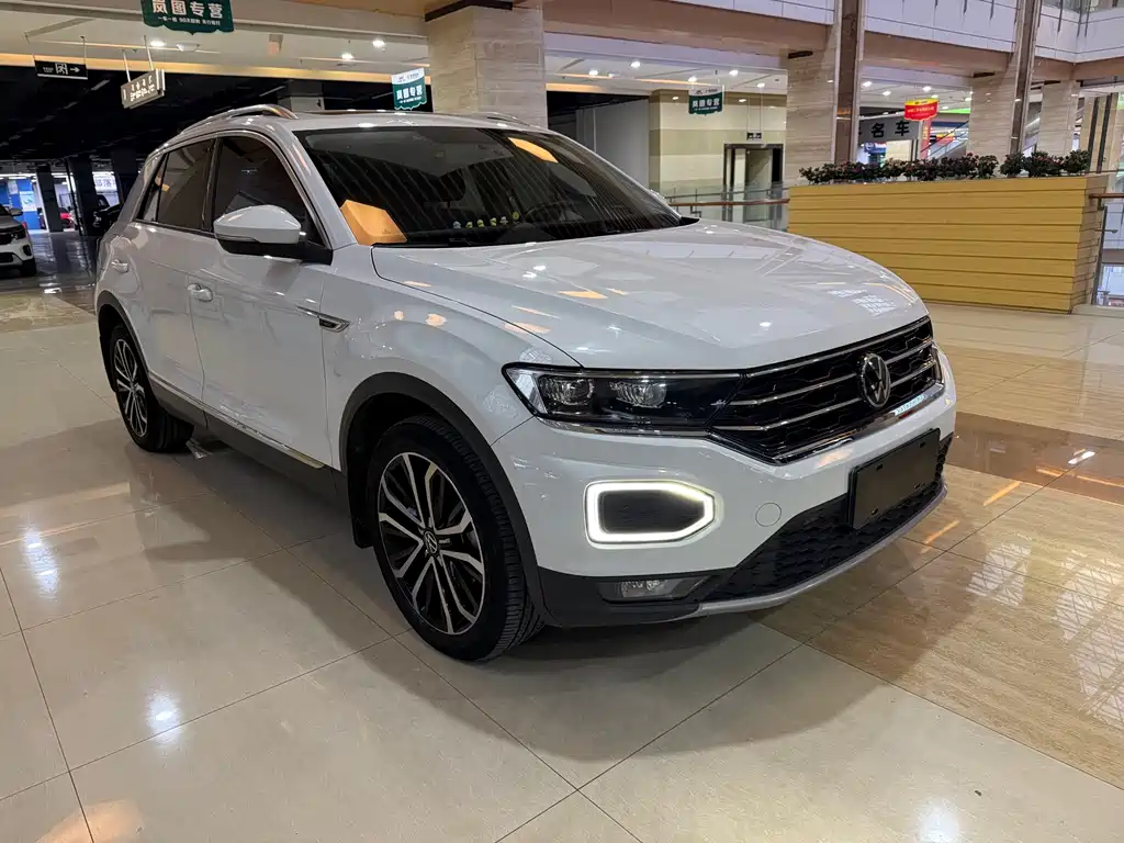Volkswagen T-Roc — миниатюра 3