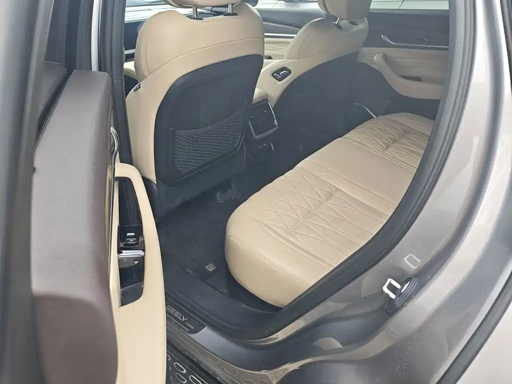 Geely Xingyue L — миниатюра 10