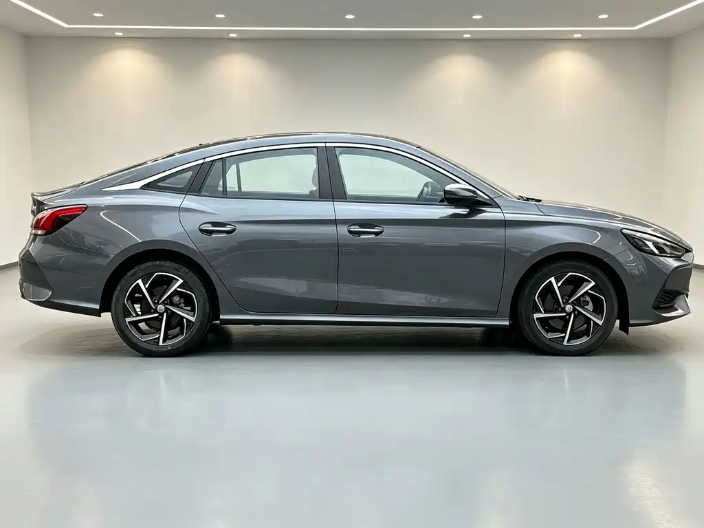 MG MG5 — миниатюра 13