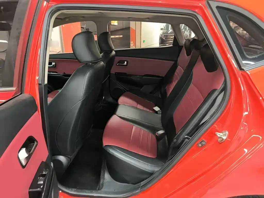 Kia K2 — миниатюра 17