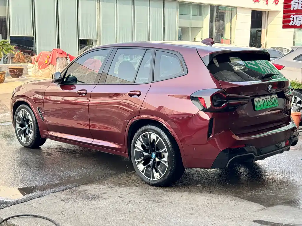 BMW iX3 — миниатюра 6