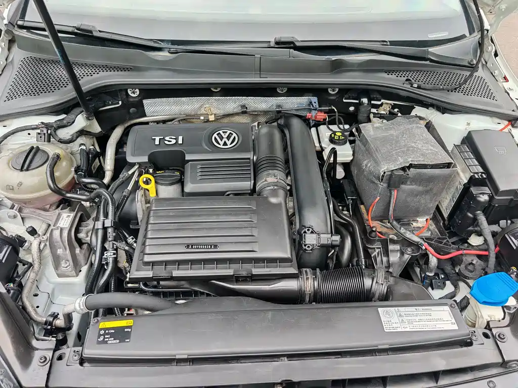 Volkswagen Golf — миниатюра 12