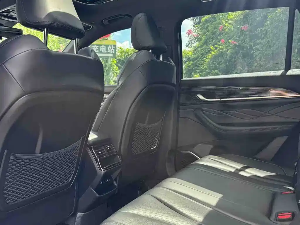 Geely Xingyue L — миниатюра 6
