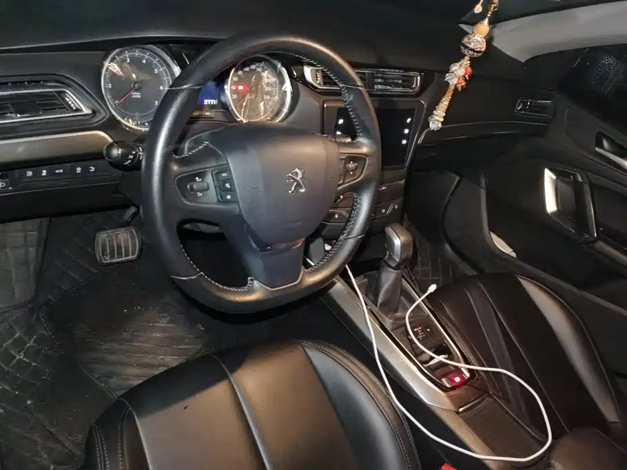 Peugeot 408 — миниатюра 12