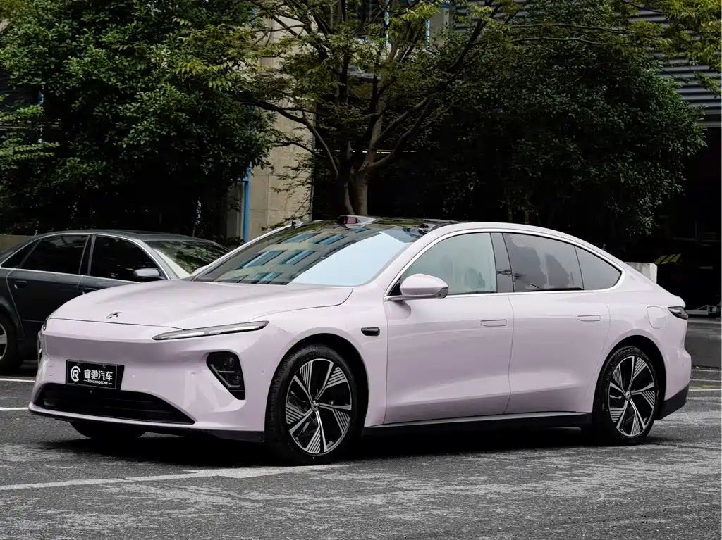 NIO ET7