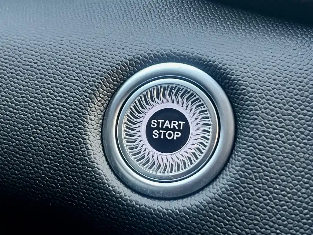 Hongqi Hongqi HS3 PHEV — миниатюра 18