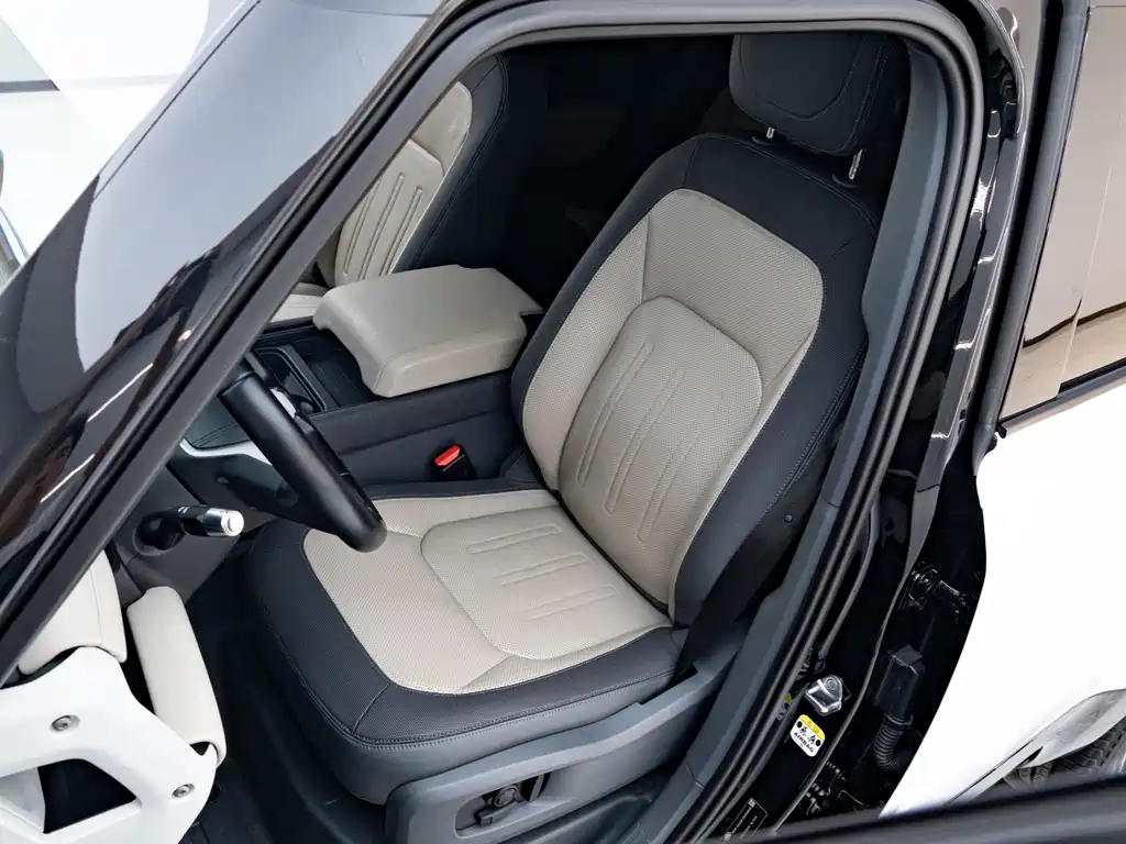 Land Rover Defender — миниатюра 9