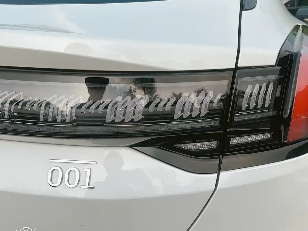 ZEEKR EXTREME KRYPTON 001