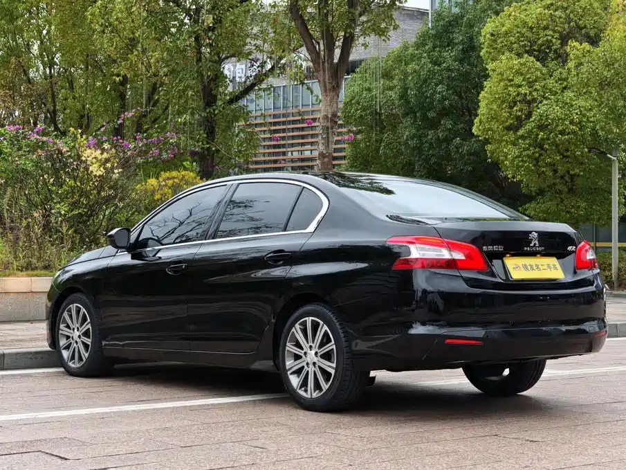 Peugeot 408 — миниатюра 4