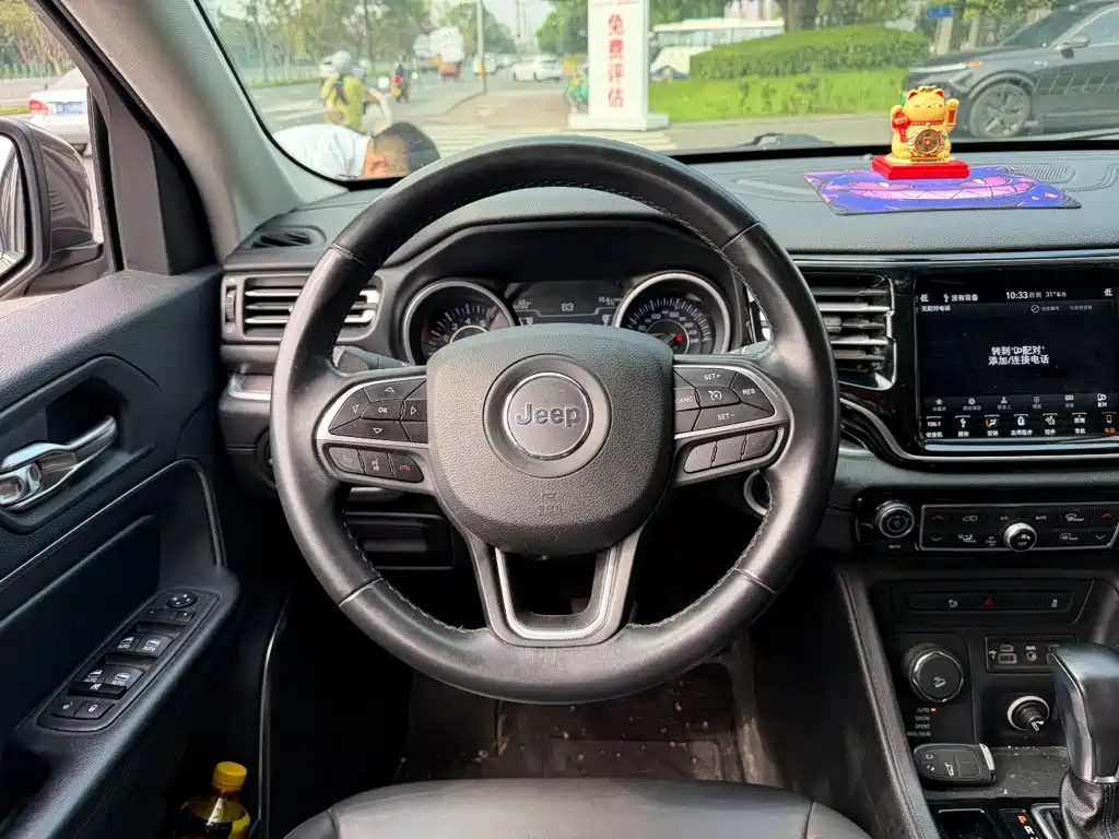 Jeep Grand Commander — миниатюра 14
