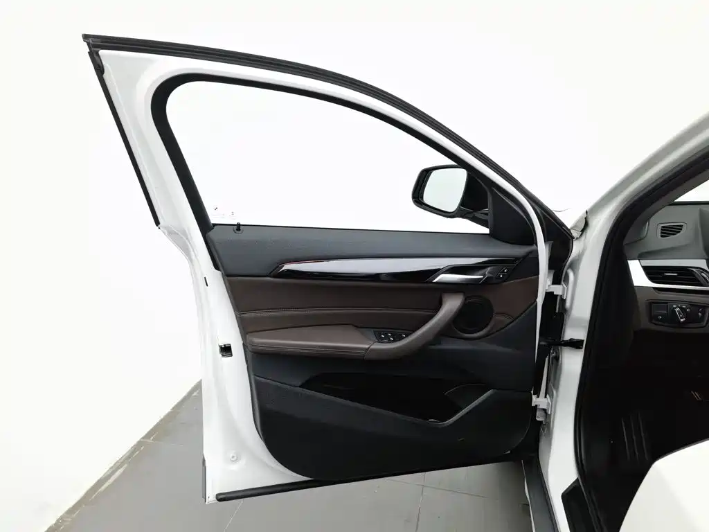 BMW X2 — миниатюра 8