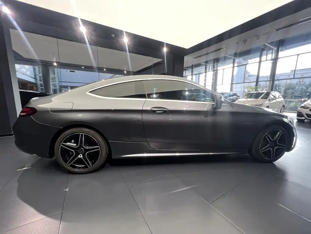 MERCEDES-BENZ C CLASS