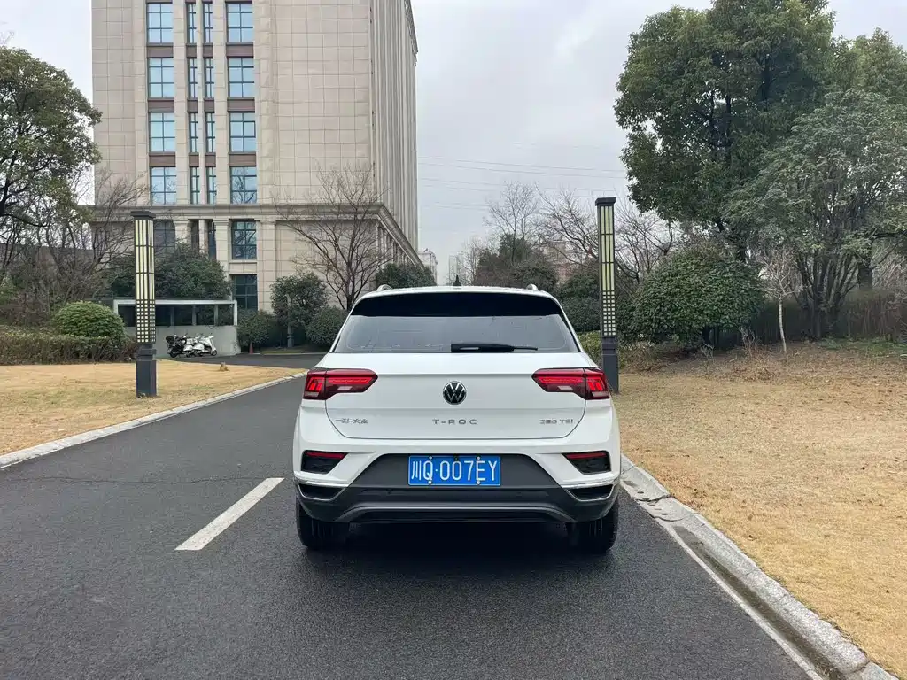 VOLKSWAGEN T ROC EXPLORING SONGS