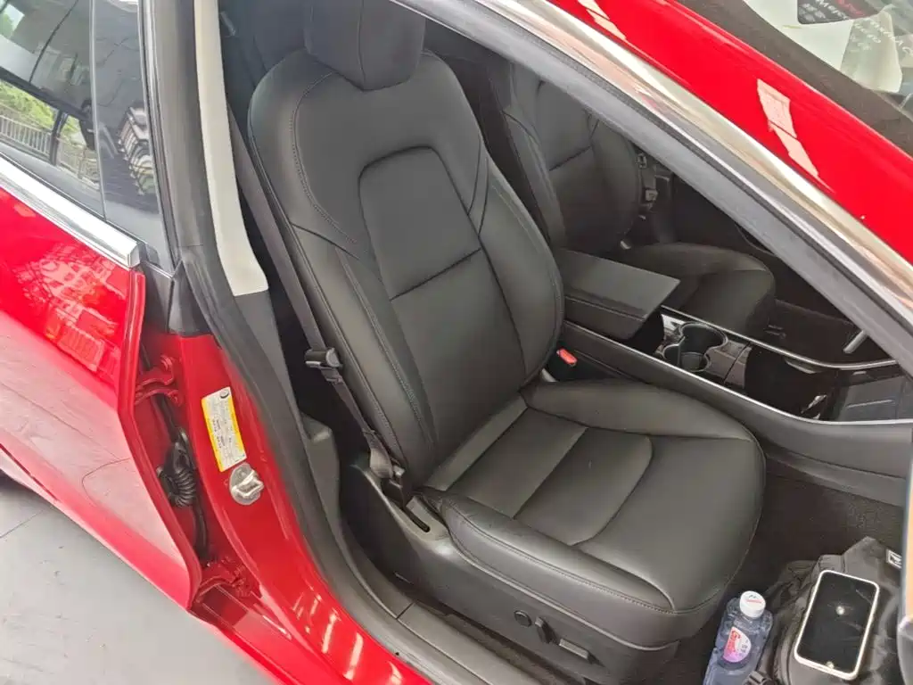 Tesla Model 3 — миниатюра 25