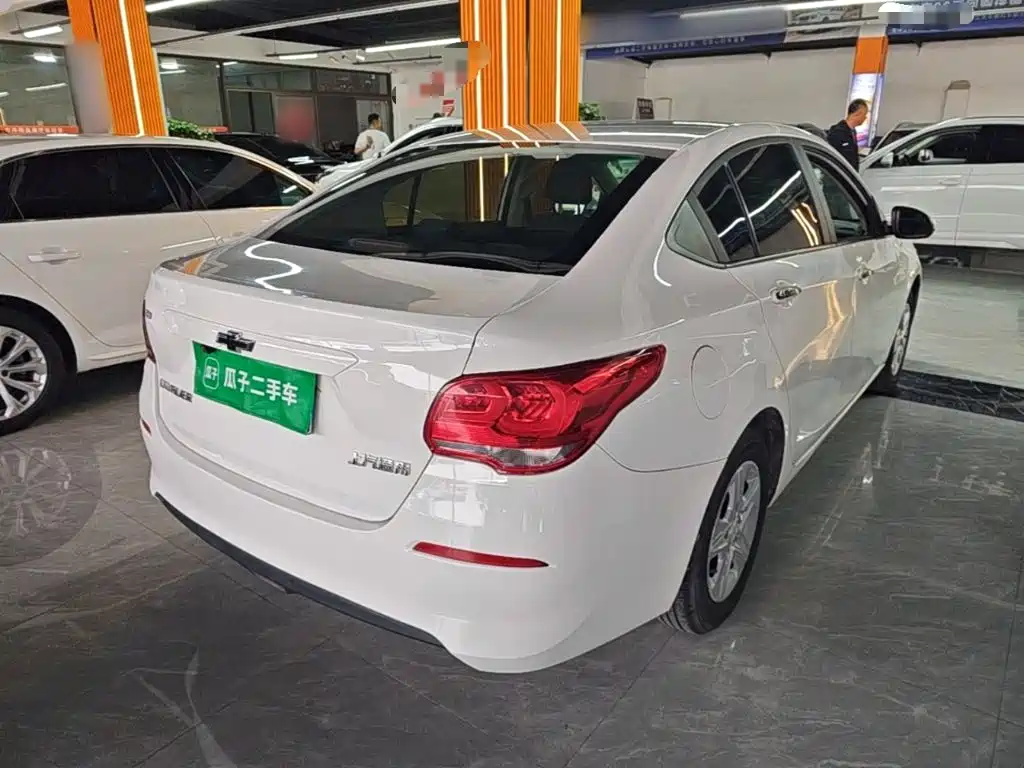 Chevrolet Cavalier — миниатюра 7