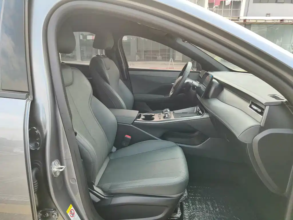 BYD Qin PLUS — миниатюра 8