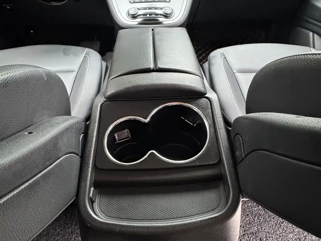 Mercedes-Benz Vito — миниатюра 14