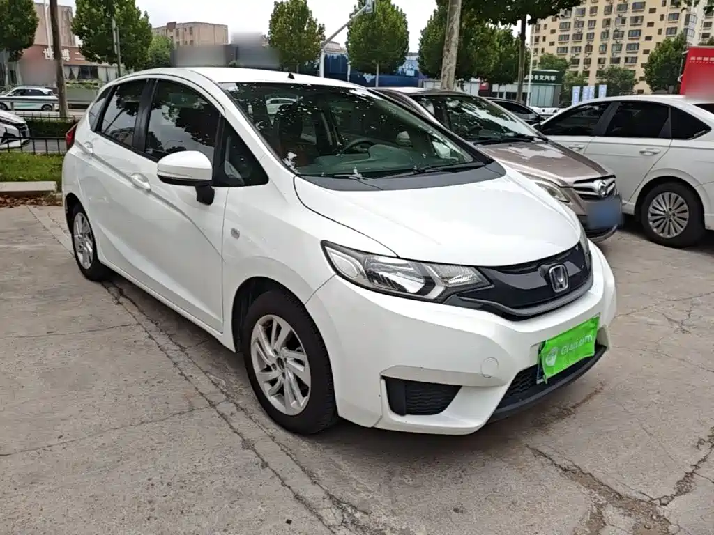 Honda Fit — миниатюра 4