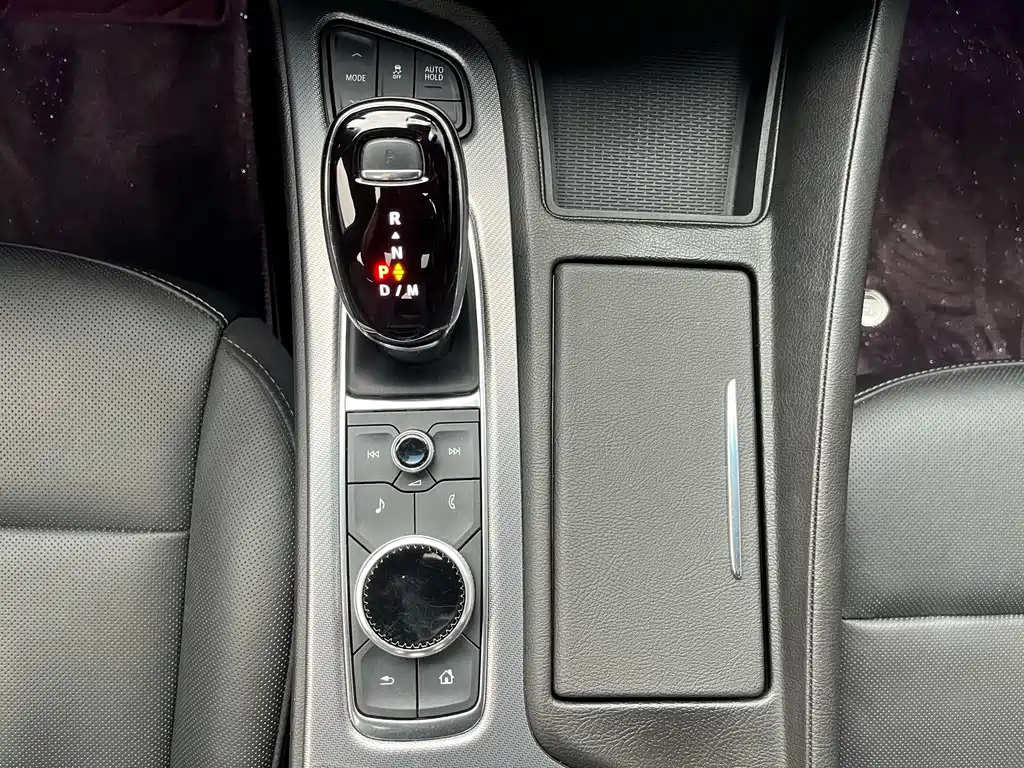 Cadillac CT5 — миниатюра 32