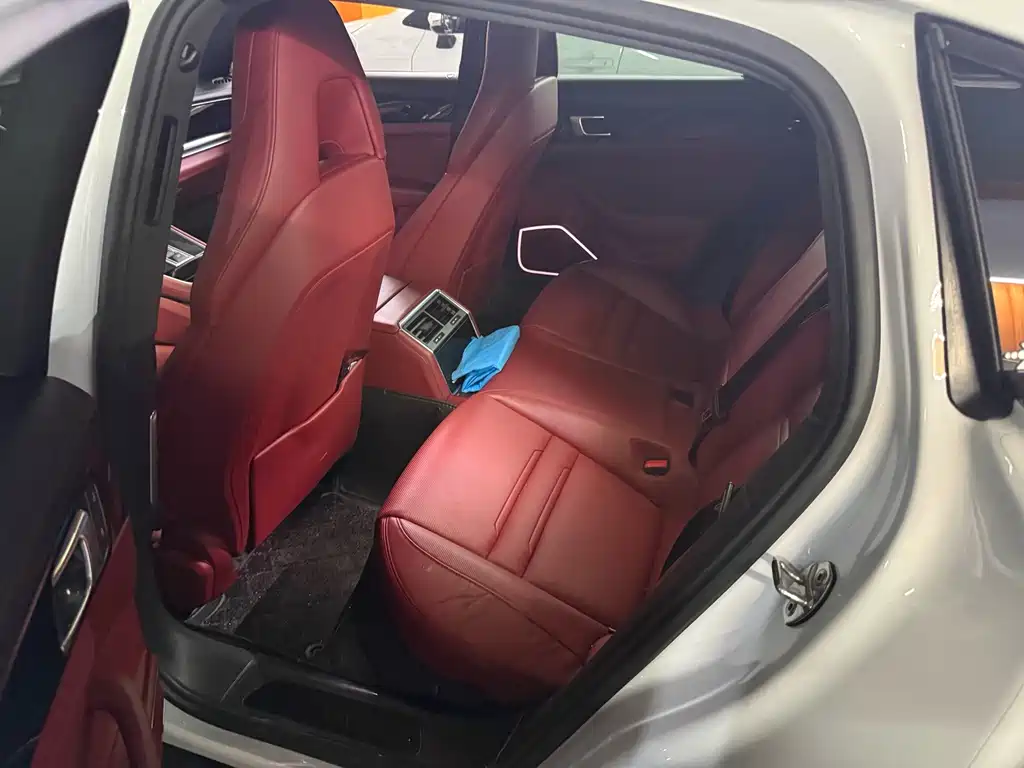 Porsche Panamera — миниатюра 3