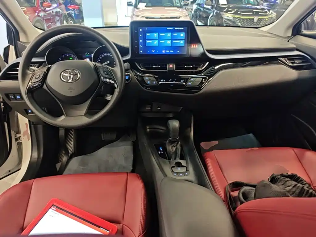 Toyota IZOA — миниатюра 10